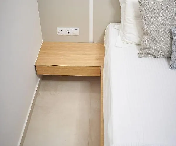 Celine's Rose Aparthotel