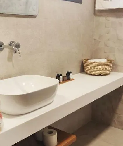 Aparthotel Celine's Rose 4*